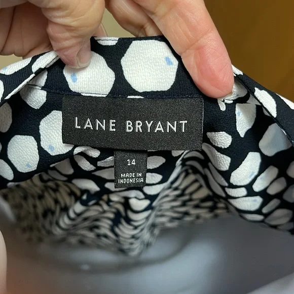 Lane Bryant Top Black & White 14 1X - Picture 6 of 8